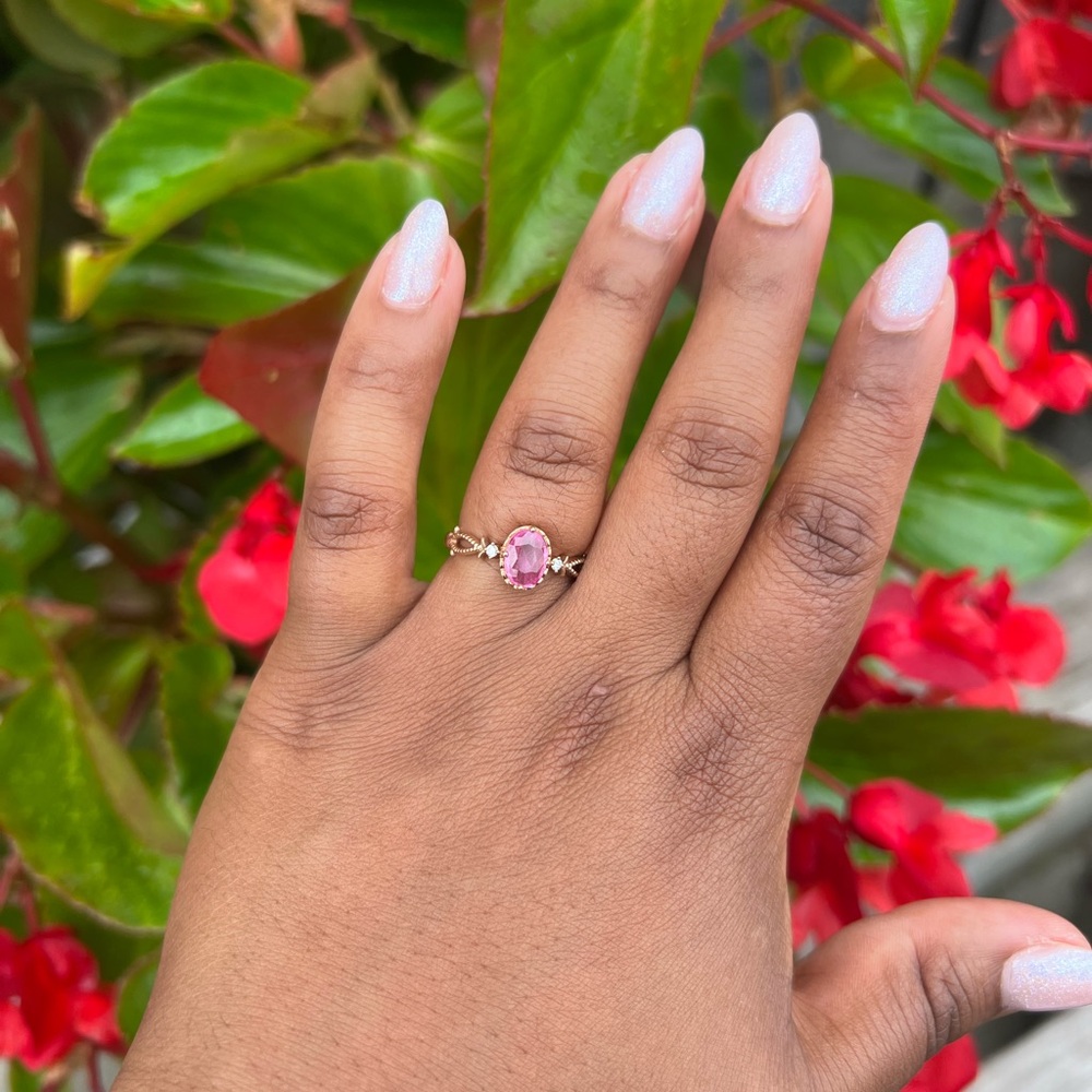 Elegant Pink Gemstone Ring - Picture 6 of 11